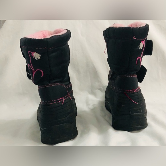 Girl’s winter snow Boots front double adjustable  straps pull on black. 6 - Picture 4 of 6